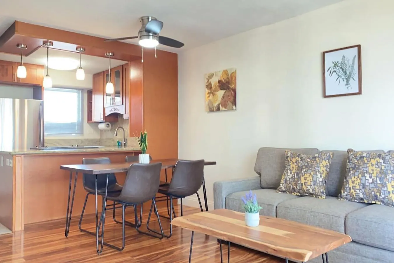 09 Free Parking 10 Min Beach 2Br-Waikiki Ala Moana ホノルル アパート